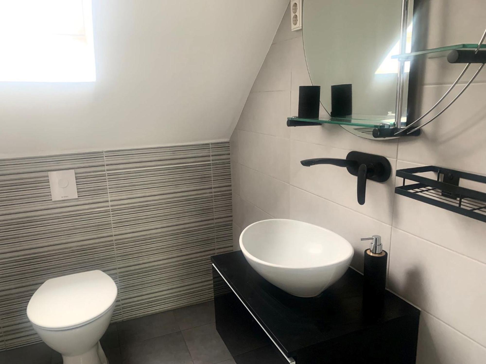 Flair Apartmanhaz Eger Exteriör bild